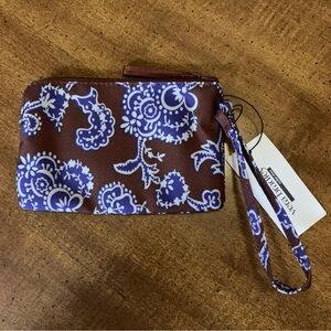 Vera Bradley Essential Zip Wristlet